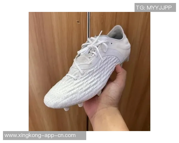 安德玛足球鞋大揭秘 这些顶级球星都在穿